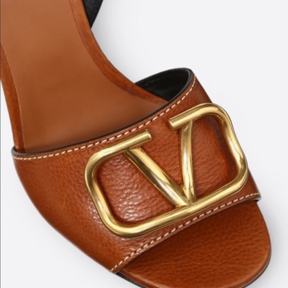 is valentino a high end brand